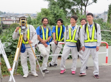 九州測量専門学校 2024年に創立57周年を迎えました。