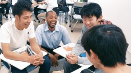 英語学修プログラムで生きた英語を身につける（京都先端科学大学）