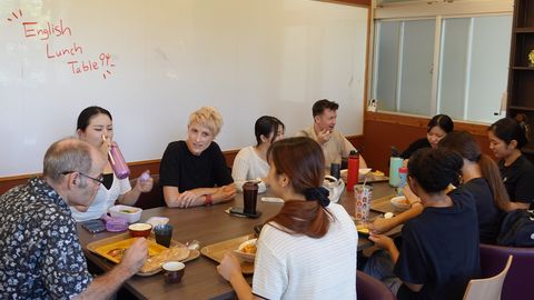 沖縄キリスト教学院大学 外国人教員が多いキリ学ならではの学内留学!!