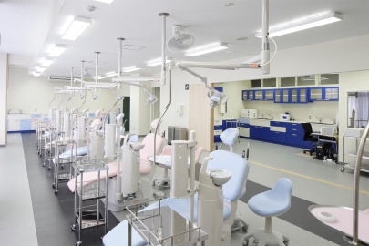 慈恵歯科医療ファッション専門学校 最新設備の充実のキャンパスで学ぼう!