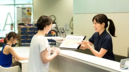 600時間以上の企業内実習で確かな実践力を養う（ビューティ＆ウェルネス専門職大学）