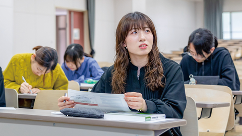 鹿児島国際大学 AIスキルも身につく 学部横断プログラムで深い学び