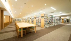 天使大学図書館（天使大学）