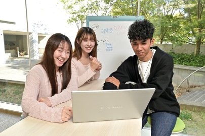 城西国際大学 キャンパス内外で気軽に異文化体験できる環境を実現!!