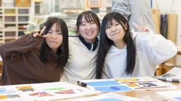 専門性を高める「専門ゼミナール」（ユマニテク短期大学）