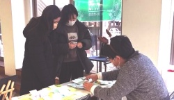 クリスマスにイベントを開催しました！（四條畷学園短期大学）