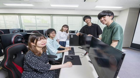 札幌情報未来専門学校 多数の出願方法&奨学生制度をご用意しています