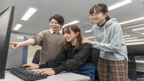 札幌情報未来専門学校 毎月楽しいオープンキャンパスを開催しています♪