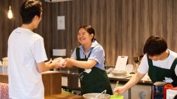 人気のカフェを学生たちが運営！（愛知みずほ大学）