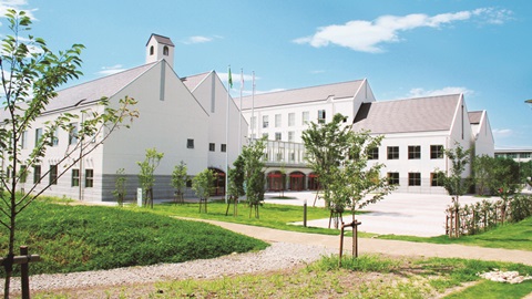 中部学院大学短期大学部 緑に囲まれたツインキャンパス