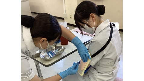 旭川荘厚生専門学院 【看護学科2年生】