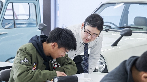 専門学校 中部国際自動車大学校 一人ひとりに寄り添う国家試験サポート!