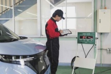 自動車整備科1級コース（名鉄自動車専門学校）