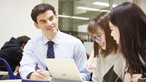 大阪学院大学 2025年4月、外国語学部は2専攻制へ。