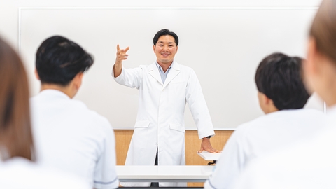アルファ医療福祉美容専門学校 高い国家試験合格率◎独自の国家試験対策で全員合格を目指す