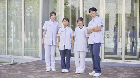 藍野大学 多くの卒業生により積み重ねられた就職実績~伝統と実績の藍野ブランド~