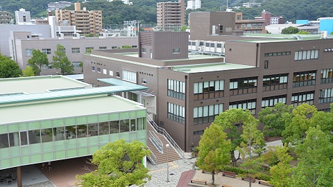香川大学 