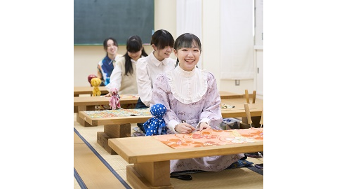 東京ファッション専門学校 ファッションの中の「きもの」を総合的に学ぶ