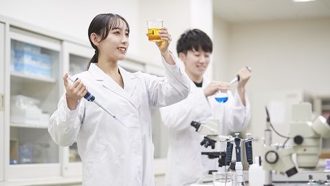 東海学園大学