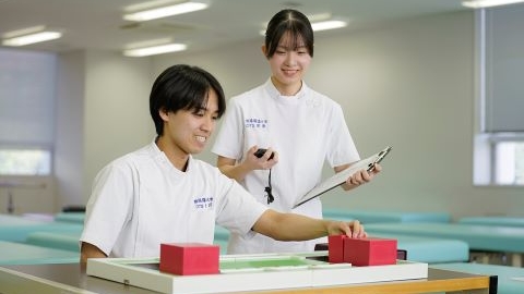 姫路獨協大学