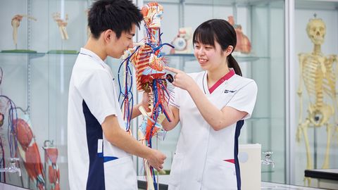 AST関西医科専門学校